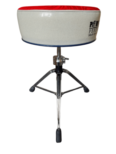 כסא תופים בעבודת יד בצבע אדום עם ריפוד קטיפה גלי מבית PORK PIE PERCUSSION