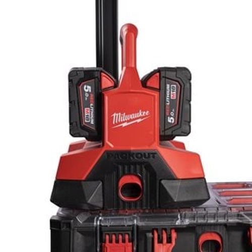 מטען 6 מקומות טעינה מהירה עם חיבור USB - MILWAUKEE M18PC6 PACKOUT 18V