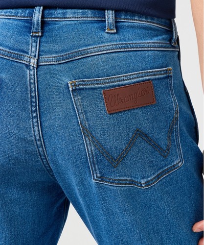 ג'ינס רנגלר Wrangler Larston Slim Tapered | גברים