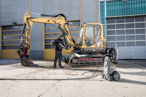 מכונת שטיפה בלחץ 150 באר Karcher HD 6/15M - אחריות יבואן רשמי על ידי דן שלדן