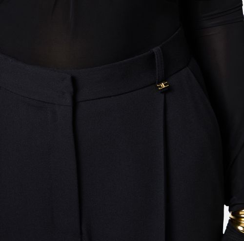 Lightweight cool wool trousers with darts