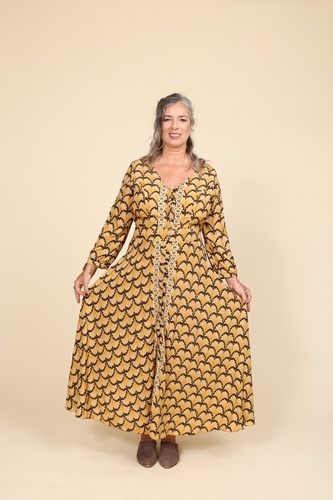 שמלת יסמין plus size