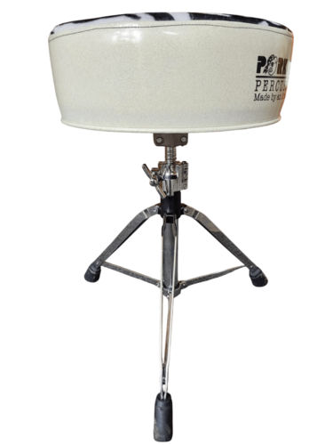 כסא תופים בעבודת יד בצבע שחור-לבן עם ריפוד קטיפה מבית PORK PIE PERCUSSION