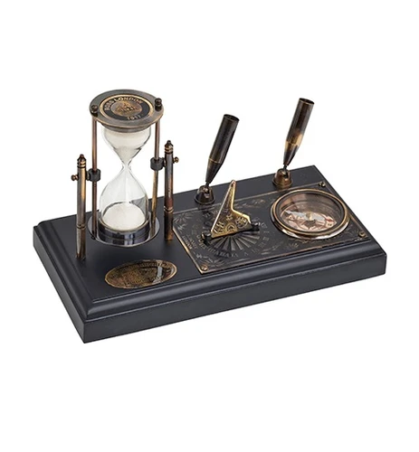 מעמד שולחני יוקרתי עץ עם שעון חול, שעון שמש, מעמד עטים ומצפן - שחור