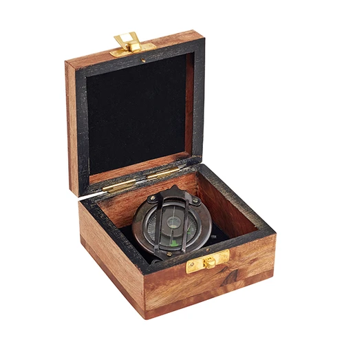 מצפן לנזרי מהודר במארז עץ Lensatic Compass