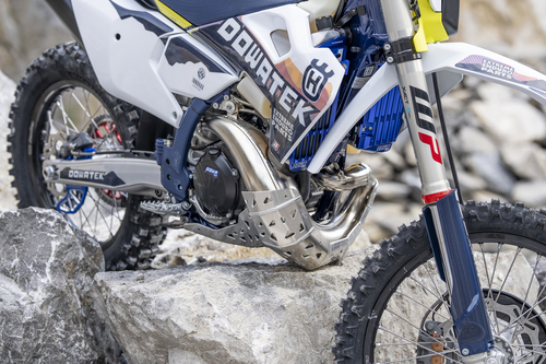מגן גחון משולב DOWATEK לאופנועים מדגם : KTM /HUSQVARNA / GAS GAS 250/300 2024
