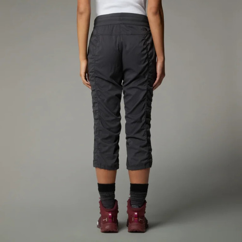 מכנסי טיולים ארוכים לנשים APHRODITE 2.0 CAPRI JOGGERS מבית The North Face