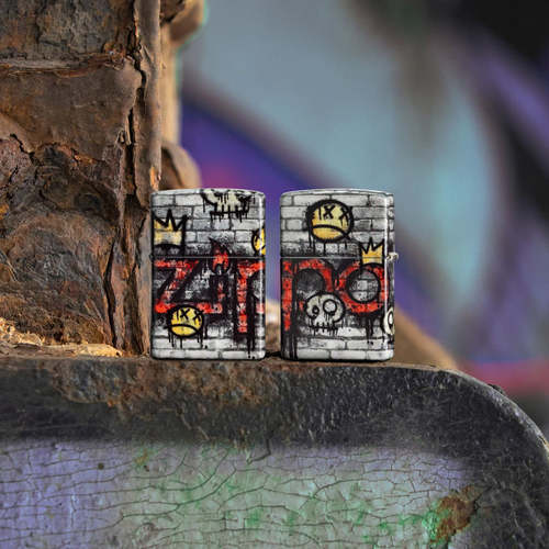 מצית זיפו אומנות רחוב על קיר - ZIPPO