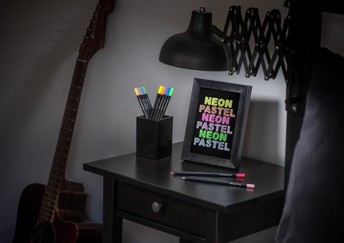 סט 12 עפרונות צבעוניים עם עץ שחור Black Edition - גווני NEON&PASTEL