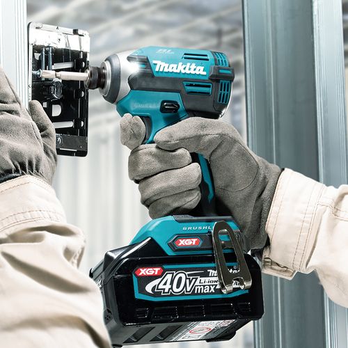 מברגת אימפקט MAKITA 40V עוצמת 210Nm | לביצועים מקצועיים | הכל בו לתעשיה