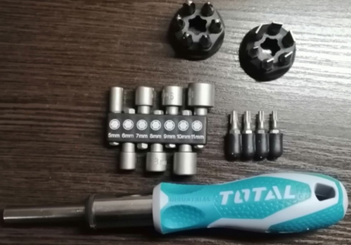 סט מברג מתחלף 24 יח'