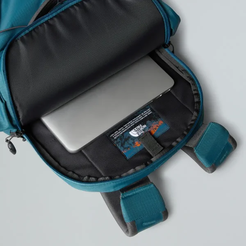 תיק גב 28 ליטר BOREALIS מבית THE NORTH FACE
