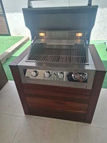 COLEMAN פרימיום 4 מבערים  בילט אין
