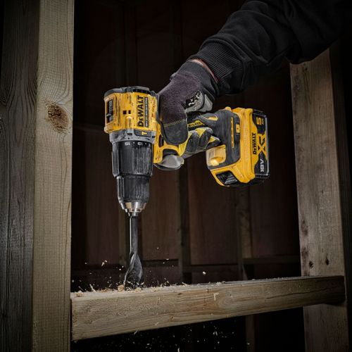 מקדחה רוטטת נטענת DeWALT DCD100 18V כולל 2 סוללות 5AH + מטען מהיר + מזוודה קשיחה DeWalt דיוולט