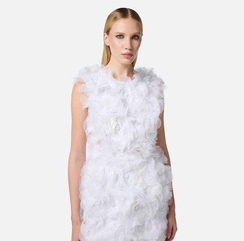 Dress in crêpe fabric with 3D flowers