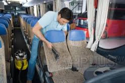 שואב אבק שוטף Puzzi 8/1 C לניקוי שטיחים וריפודים