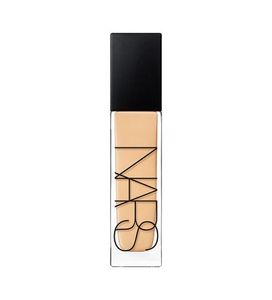 מייקאפ - Natural Radiant Long-wear Foundation (Light 3)