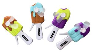 מאוורר ידני בצורת ארטיק (מגוון צבעים)