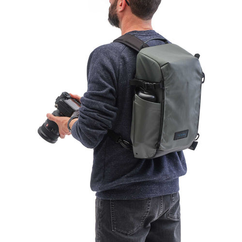 תיק Tenba 636-431 Solstice V2 Sling Bag (Gray, 12L)
