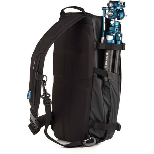 תיק Tenba 636-432 Solstice V2 Sling Bag (Black, 16L)