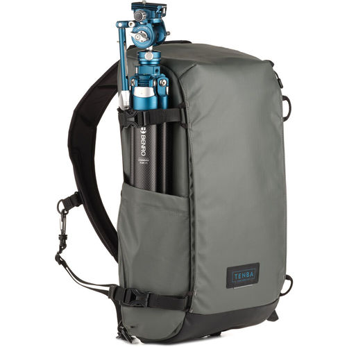 תיק Tenba 636-433 Solstice V2 Sling Bag (Gray, 16L)