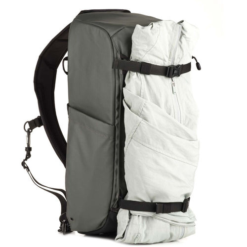 תיק Tenba 636-433 Solstice V2 Sling Bag (Gray, 16L)
