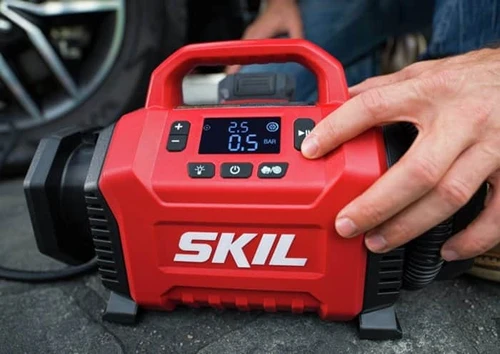 מדחס אויר נטען ללא שמן 20V/12V עם תצוגת LED - סקיל SKIL