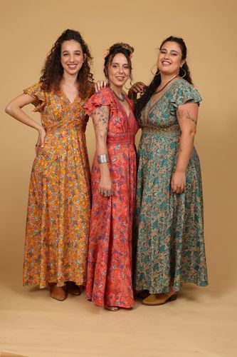 שמלת מלכות Plus size