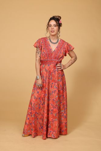 שמלת מלכות Plus size