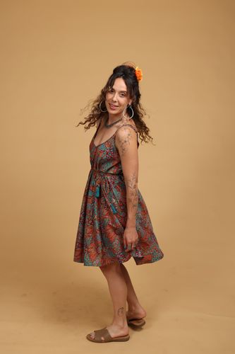 שמלת קיץ קצרה Plus size