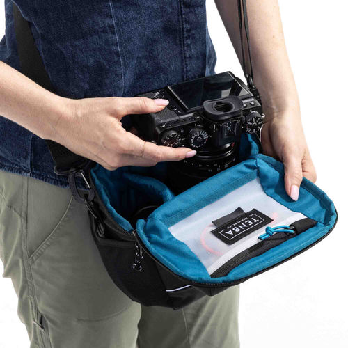 תיק אף Tenba 637-774 Skyline V2 Top Load 8 Camera Bag (Black)