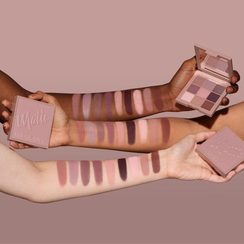 צללית עיניים - Eye shadow palette matte