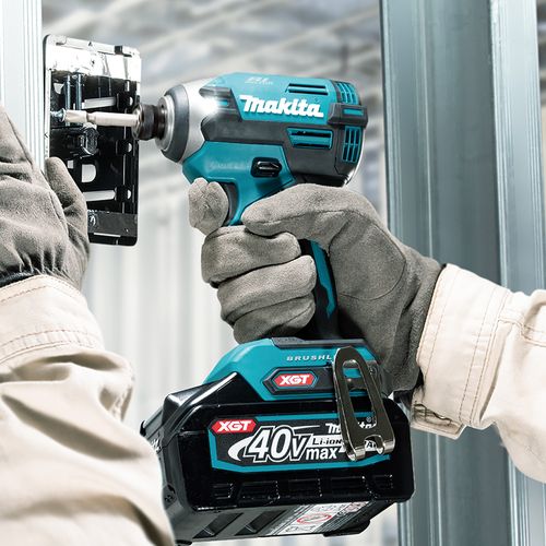 מברגת אימפקט MAKITA 40V עם מומנט 210Nm | עוצמה ללא פשרות