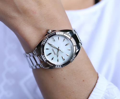 SEIKO SKK727 נשים זכוכית ספיר משובץ יהלומים