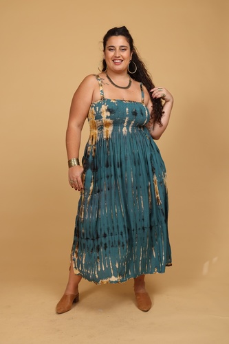 שמלת סטרפלס plus size
