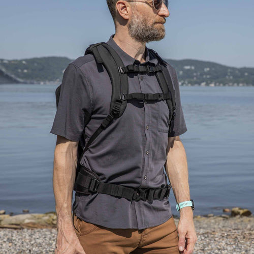 תיק גב Tenba 637-754 Axis V2 Backpack 20L (Black)