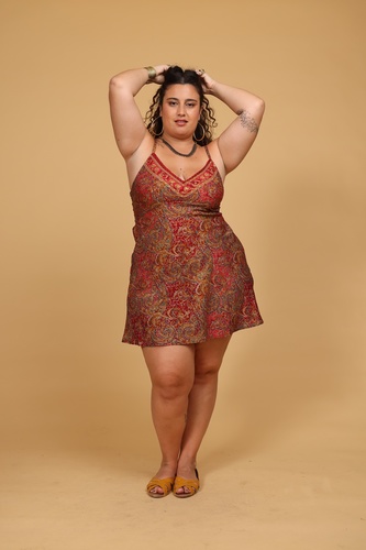 שמלת זוהר קצרה Plus size