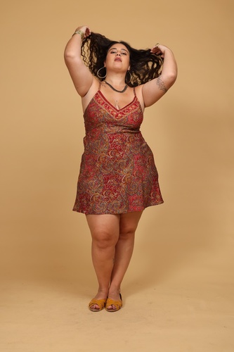 שמלת זוהר קצרה Plus size