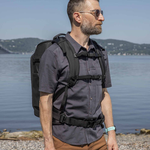 תיק גב Tenba 637-756 Axis V2 Backpack (Black, 24L)
