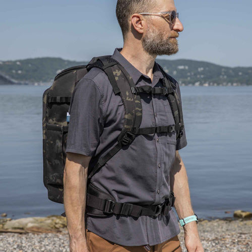 תיק גב Tenba 637-757 Axis V2 Backpack (MultiCam Black, 24L)