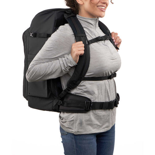 תיק גב Tenba 637-758 Axis V2 Backpack (Black, 32L)