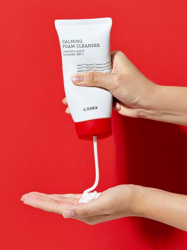 ניקוי פנים - Calming foam cleaners