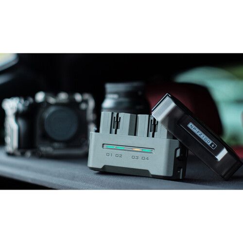 תחנת טעינה ל4 סוללות Tilta Portable Charging Station NP-FZ100