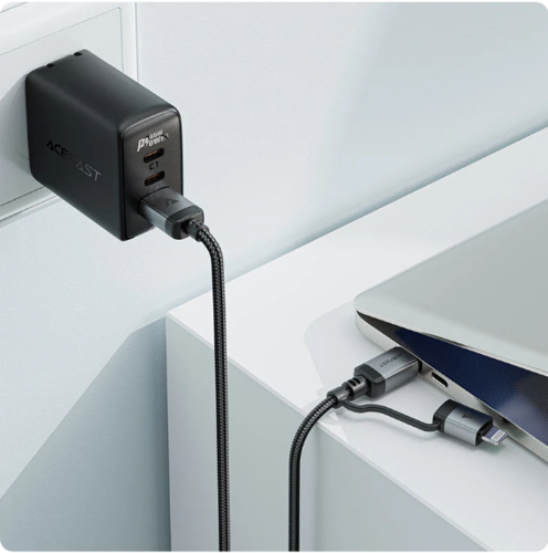 כבל סנכרון וטעינה איכותי USB-C ל-USB-C עם מתאם Lightning מובנה, קלוע