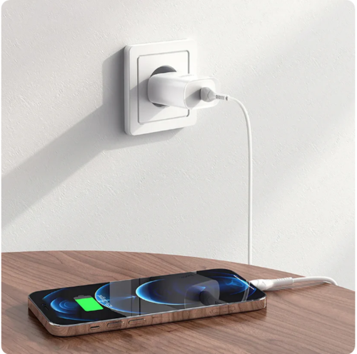 ראש מטען מהיר USB-C, טעינת PD20W, לבן