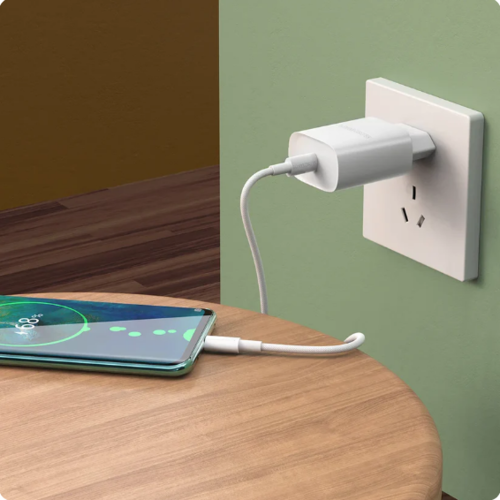 סט ראש מטען מהיר וכבל USB-C ל-USB-C, טעינה מהירה PD20W, לבן