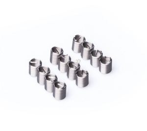 סט 12 הברגות להליקויל M6-1.0-2D L:12mm בבליסטר