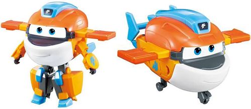 טאקי משנה צורה מרובוט למטוס (עונה 8)