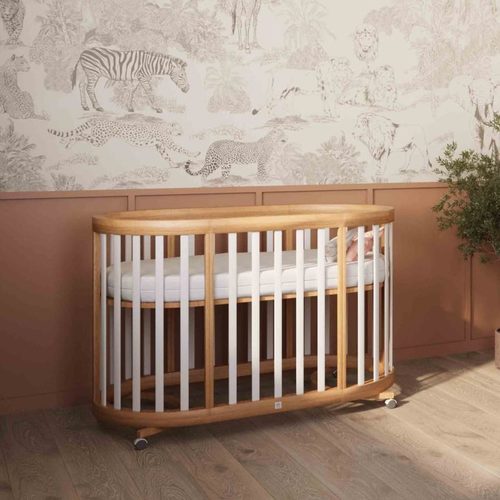 חדר תינוק ומעבר הורקאן לבן עץ שניר