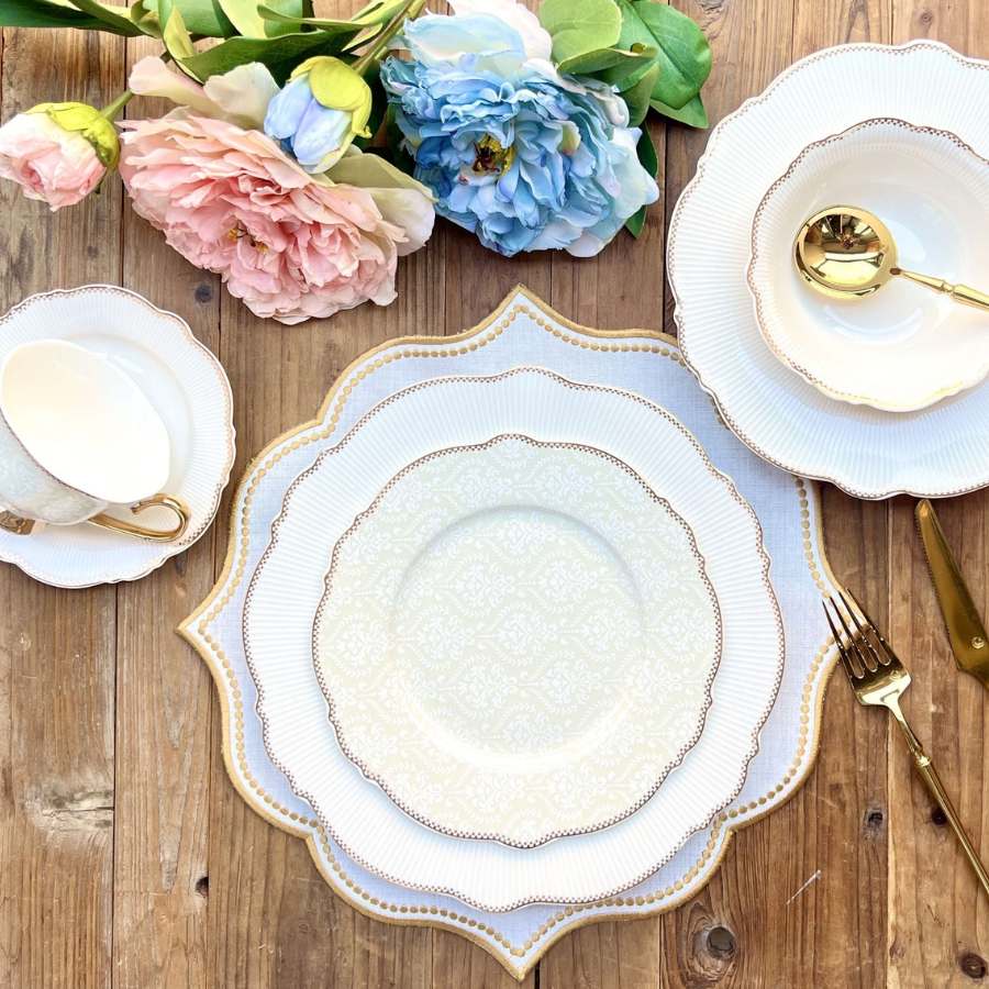 מערכת אוכל 128 חלקים פסי תחרה 034228 Y.C